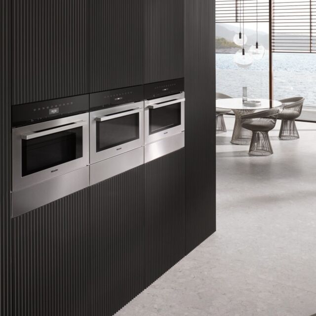 Miele H7140BM Combination microwave oven, stainless steel